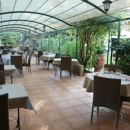 Villeneuve-lès-Avignon Logis Hotel - Restaurant Residence Les Cedres מראה חיצוני תמונה