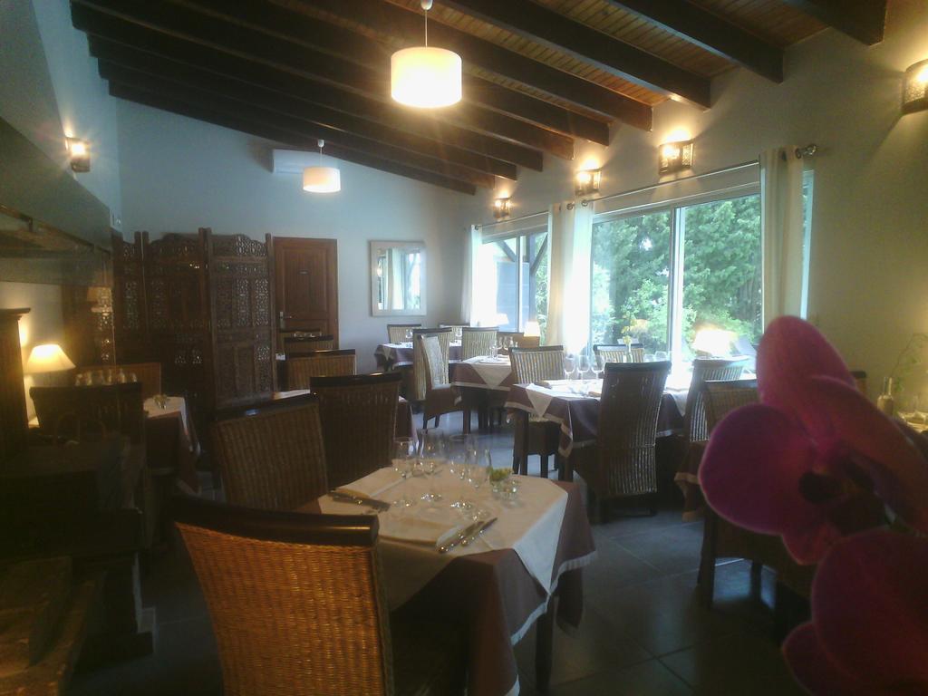 Villeneuve-lès-Avignon Logis Hotel - Restaurant Residence Les Cedres מראה חיצוני תמונה