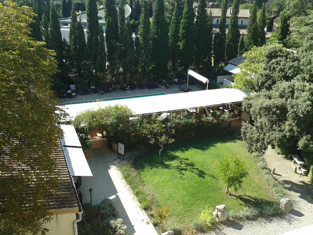 Villeneuve-lès-Avignon Logis Hotel - Restaurant Residence Les Cedres מראה חיצוני תמונה