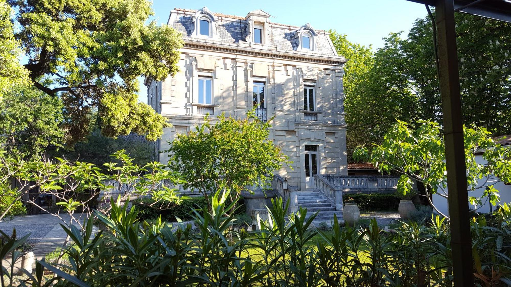 Villeneuve-lès-Avignon Logis Hotel - Restaurant Residence Les Cedres מראה חיצוני תמונה