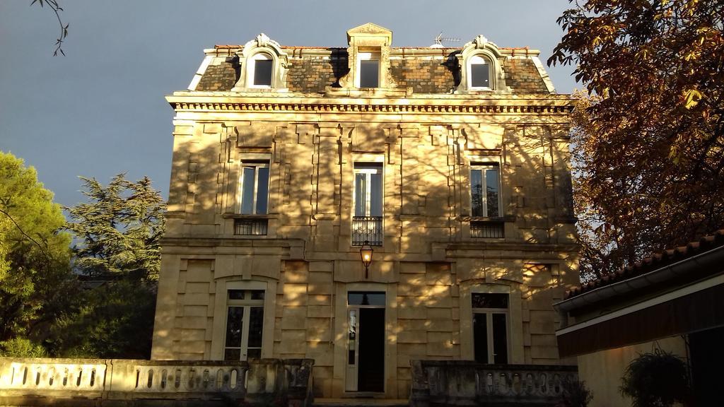 Villeneuve-lès-Avignon Logis Hotel - Restaurant Residence Les Cedres מראה חיצוני תמונה